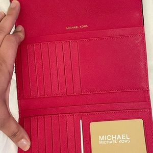 NWT Michael Kors Wallet